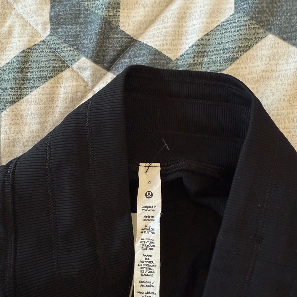 Lululemon mid rise dance studio pants black size 4